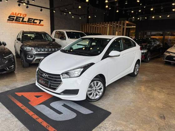 HYUNDAI HB20S 1.6 COMFORT PLUS 16V FLEX 4P AUTOMÁTICO